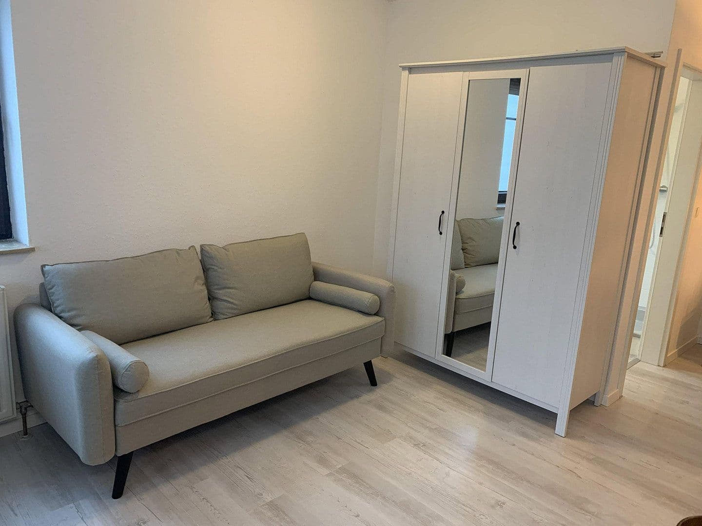 Pronájem bytu 1+1 26 m², Ludwigsburg, Bádensko-Württembersko Pronájem bytu 1+1 26 m², Ludwigsburg, Bádensko-Württembersko