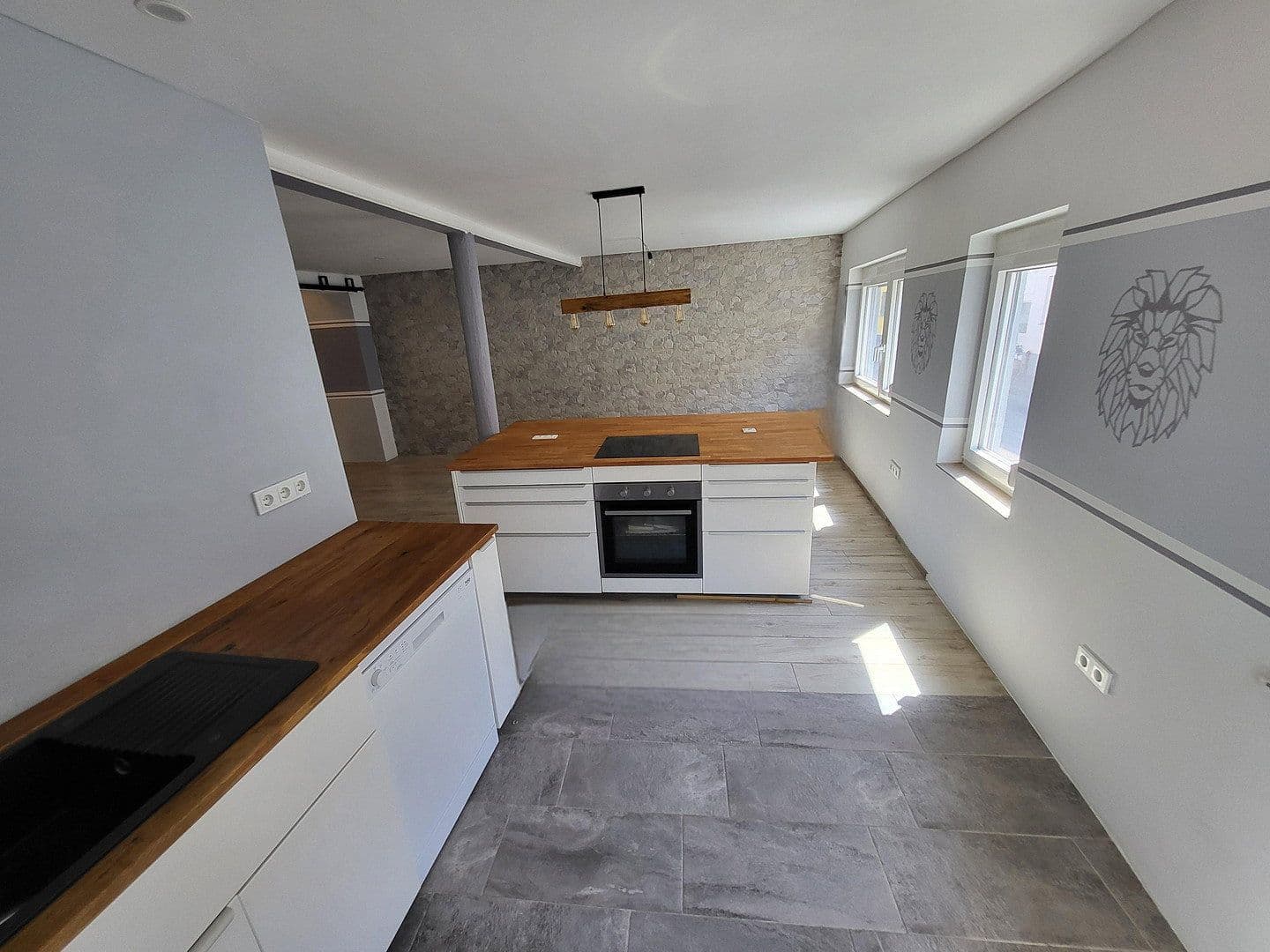 Prodej domu 171 m², pozemek 203 m², Walldorf, Bádensko-Württembersko Prodej domu 171 m², pozemek 203 m², Walldorf, Bádensko-Württembersko