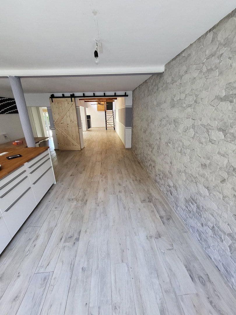 Prodej domu 171 m², pozemek 203 m², Walldorf, Bádensko-Württembersko Prodej domu 171 m², pozemek 203 m², Walldorf, Bádensko-Württembersko