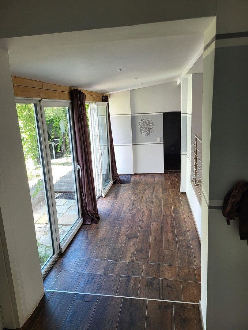 Prodej domu 171 m², pozemek 203 m², Walldorf, Bádensko-Württembersko Prodej domu 171 m², pozemek 203 m², Walldorf, Bádensko-Württembersko