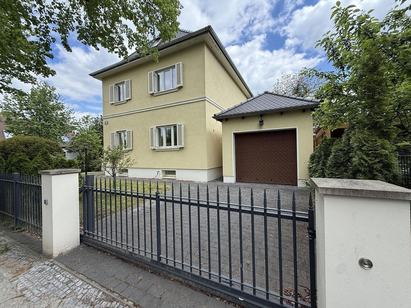 Prodej domu 136 m², pozemek 394 m², Berlin, Berlín Prodej domu 136 m², pozemek 394 m², Berlin, Berlín