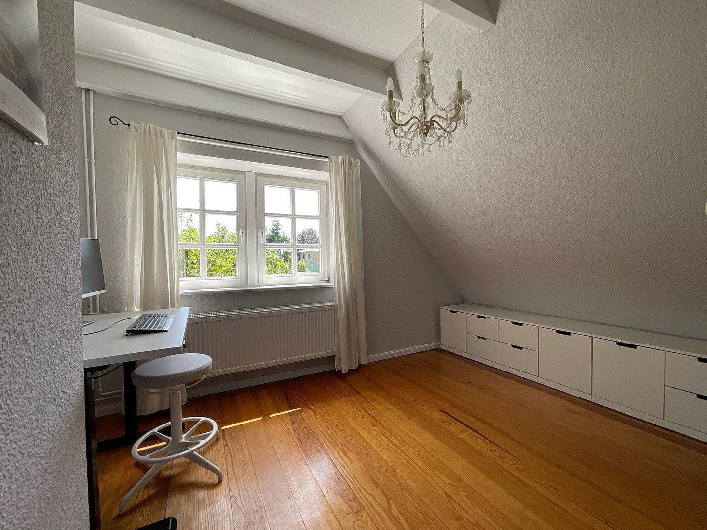 Prodej domu 140 m², pozemek 800 m², Norderstedt, Šlesvicko-Holštýnsko Prodej domu 140 m², pozemek 800 m², Norderstedt, Šlesvicko-Holštýnsko