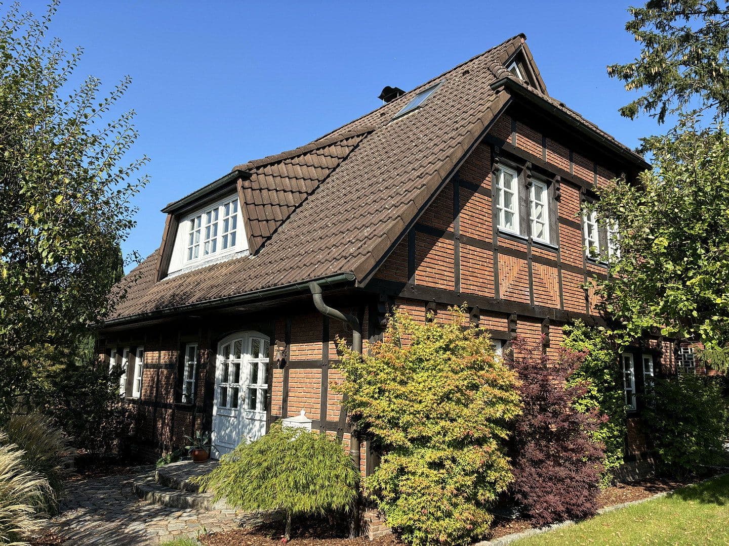 Prodej domu 140 m², pozemek 800 m², Norderstedt, Šlesvicko-Holštýnsko Prodej domu 140 m², pozemek 800 m², Norderstedt, Šlesvicko-Holštýnsko