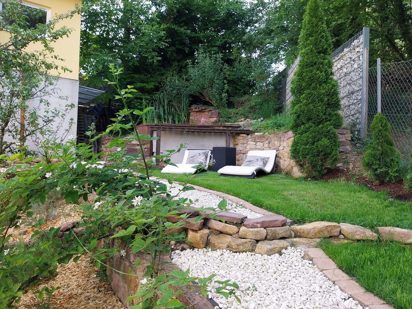 Prodej domu 158 m², pozemek 970 m², Kämpfelbach, Bádensko-Württembersko Prodej domu 158 m², pozemek 970 m², Kämpfelbach, Bádensko-Württembersko
