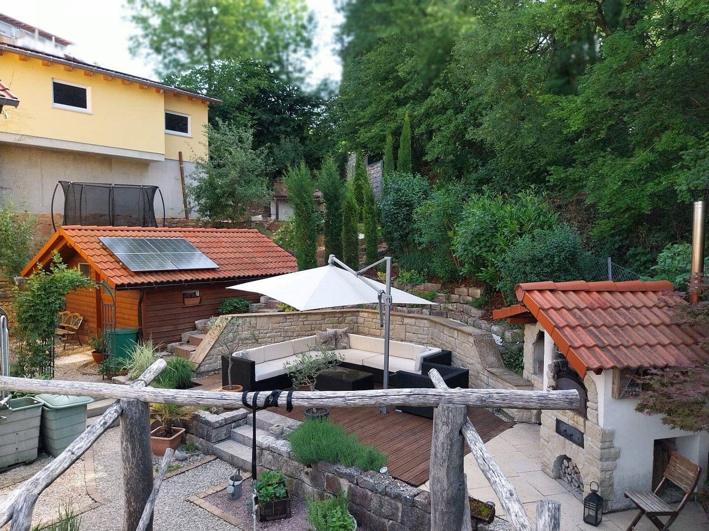Prodej domu 158 m², pozemek 970 m², Kämpfelbach, Bádensko-Württembersko Prodej domu 158 m², pozemek 970 m², Kämpfelbach, Bádensko-Württembersko