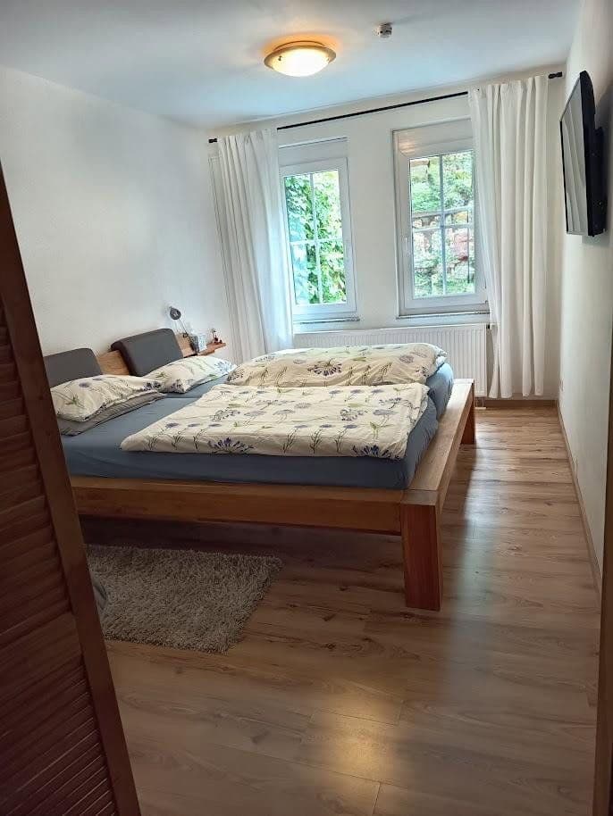 Prodej domu 158 m², pozemek 970 m², Kämpfelbach, Bádensko-Württembersko Prodej domu 158 m², pozemek 970 m², Kämpfelbach, Bádensko-Württembersko