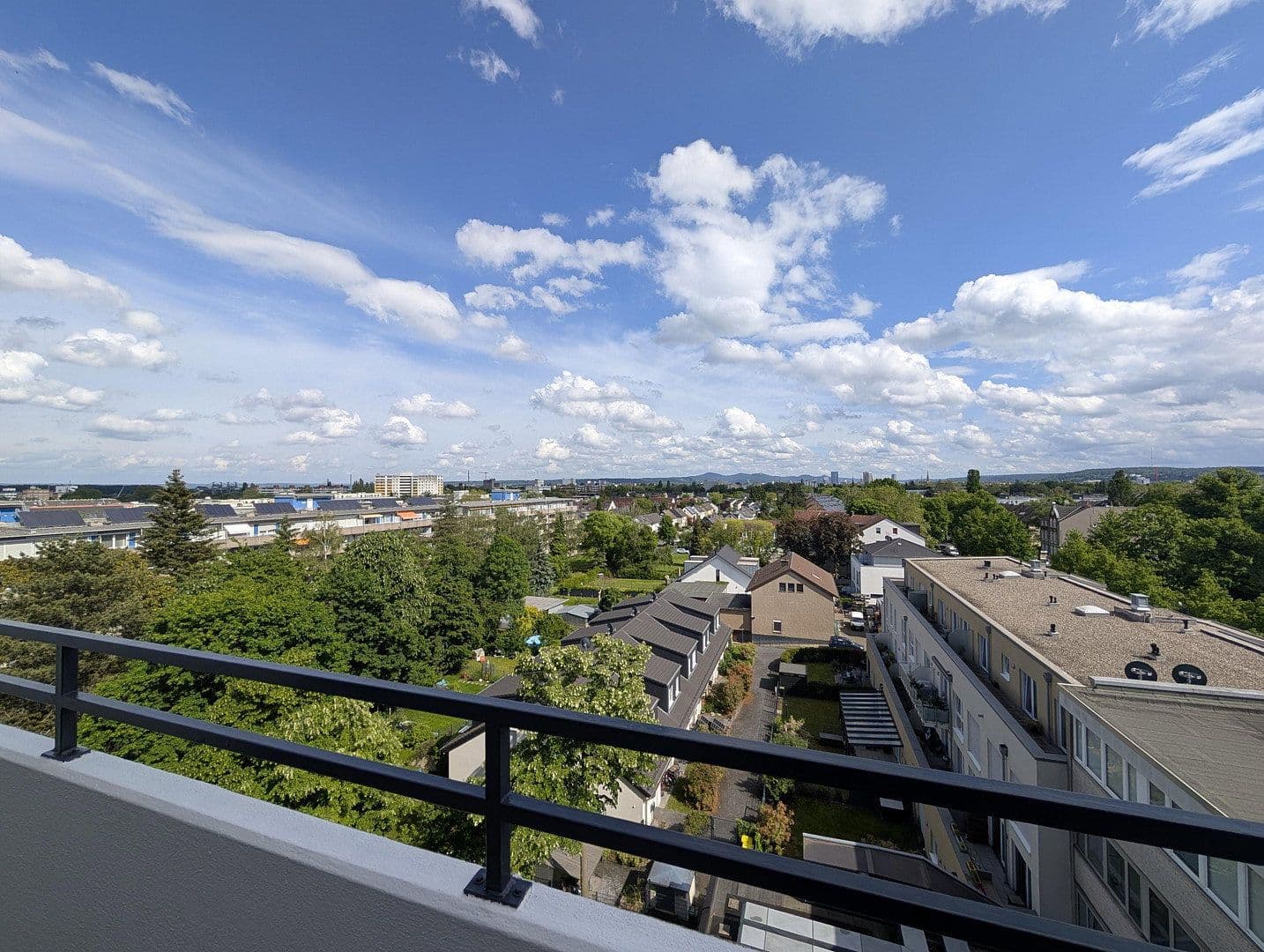 Prodej bytu 1+1 44 m², Bonn, Severní Porýní-Vestfálsko Prodej bytu 1+1 44 m², Bonn, Severní Porýní-Vestfálsko