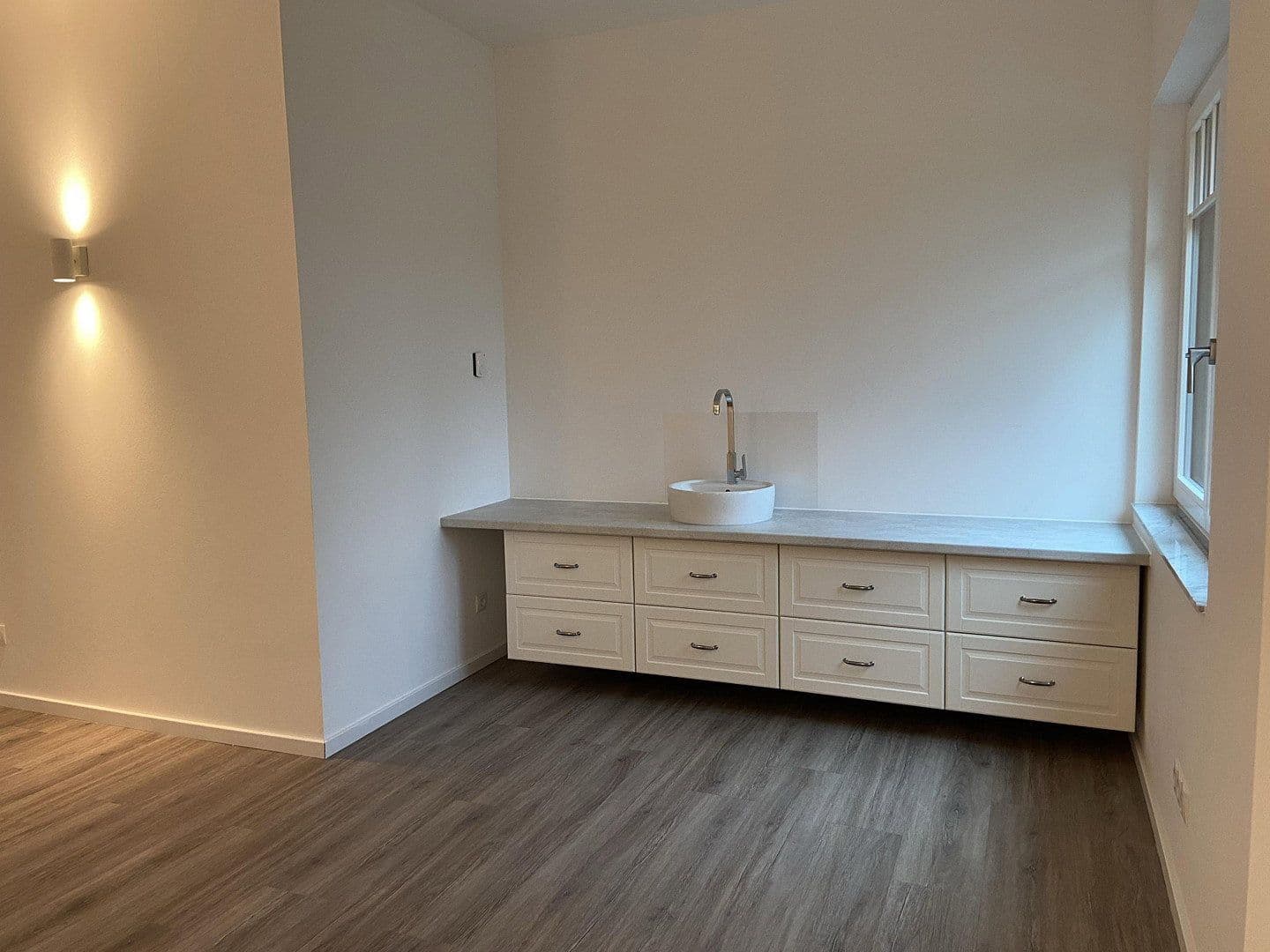 Pronájem kanceláře 23 m², Strandstraße 136, Timmendorfer Strand, Šlesvicko-Holštýnsko Pronájem kanceláře 23 m², Strandstraße 136, Timmendorfer Strand, Šlesvicko-Holštýnsko