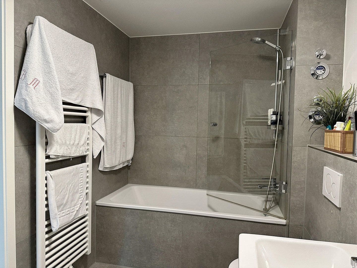 Prodej bytu 2+1 62 m², Jürgen-Töpfer-Straße 111, Hamburg, Hamburg Prodej bytu 2+1 62 m², Jürgen-Töpfer-Straße 111, Hamburg, Hamburg