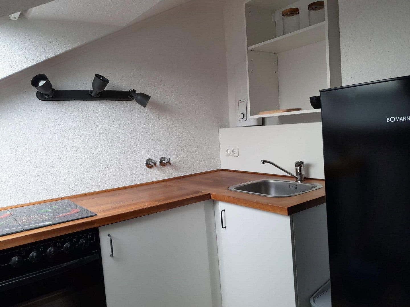 Pronájem bytu 1+1 41 m², Cáchy, Severní Porýní-Vestfálsko Pronájem bytu 1+1 41 m², Cáchy, Severní Porýní-Vestfálsko