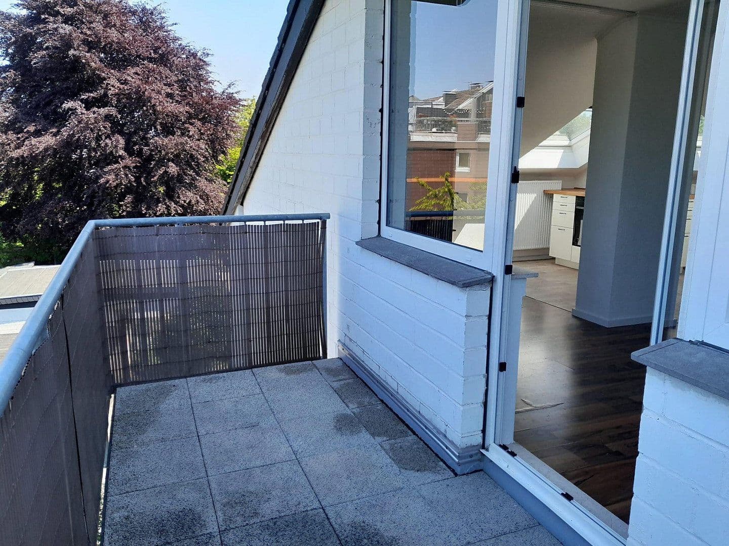 Pronájem bytu 1+1 41 m², Cáchy, Severní Porýní-Vestfálsko Pronájem bytu 1+1 41 m², Cáchy, Severní Porýní-Vestfálsko