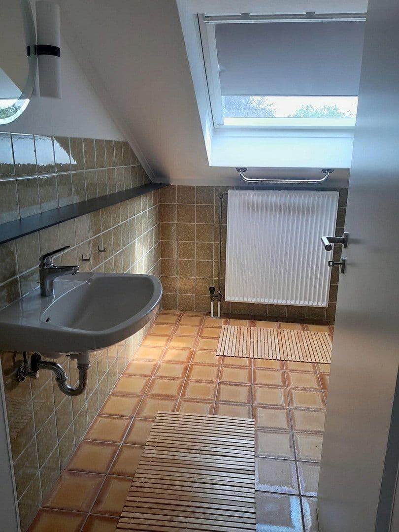 Pronájem bytu 1+1 41 m², Cáchy, Severní Porýní-Vestfálsko Pronájem bytu 1+1 41 m², Cáchy, Severní Porýní-Vestfálsko