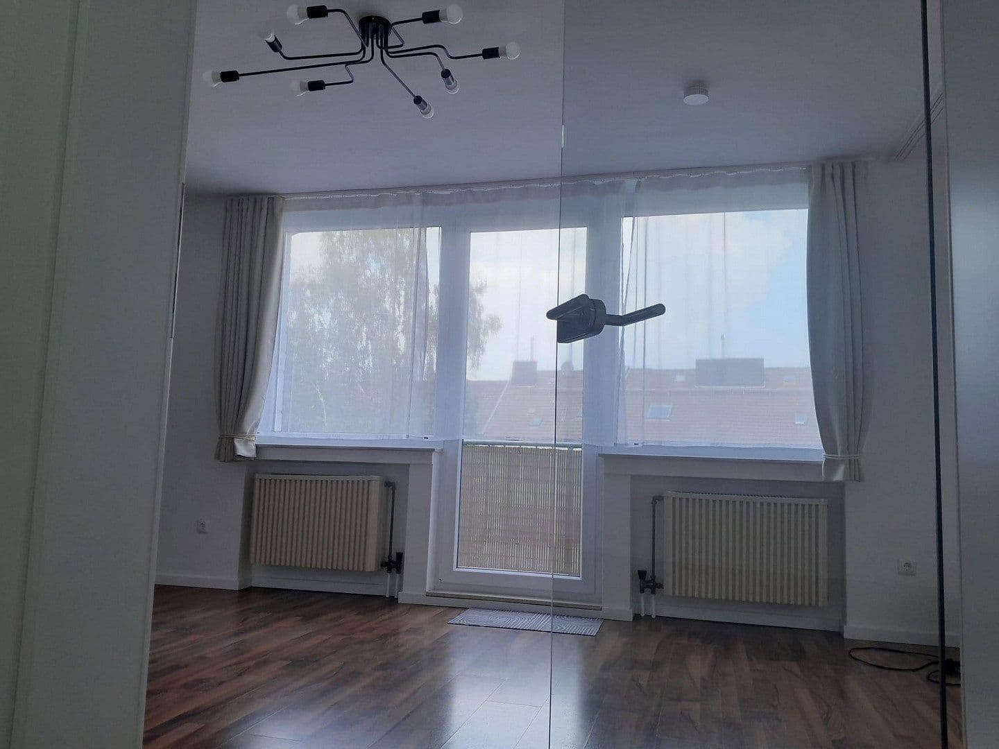 Pronájem bytu 1+1 41 m², Cáchy, Severní Porýní-Vestfálsko Pronájem bytu 1+1 41 m², Cáchy, Severní Porýní-Vestfálsko