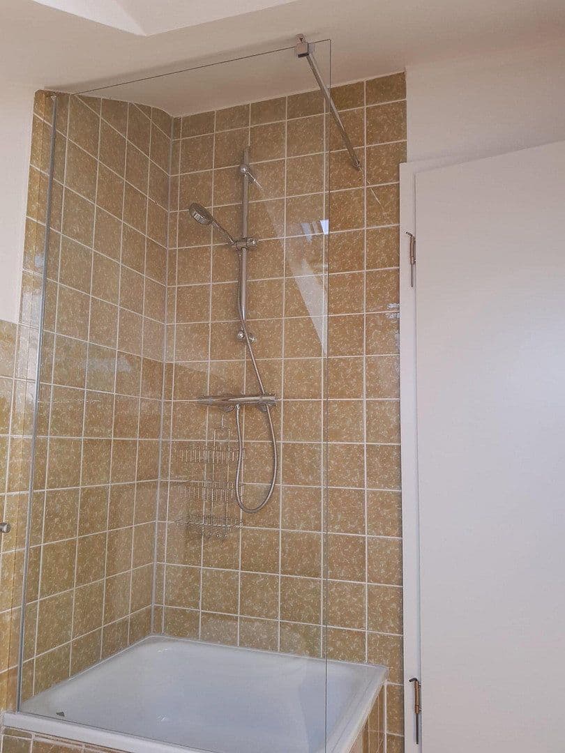 Pronájem bytu 1+1 41 m², Cáchy, Severní Porýní-Vestfálsko Pronájem bytu 1+1 41 m², Cáchy, Severní Porýní-Vestfálsko