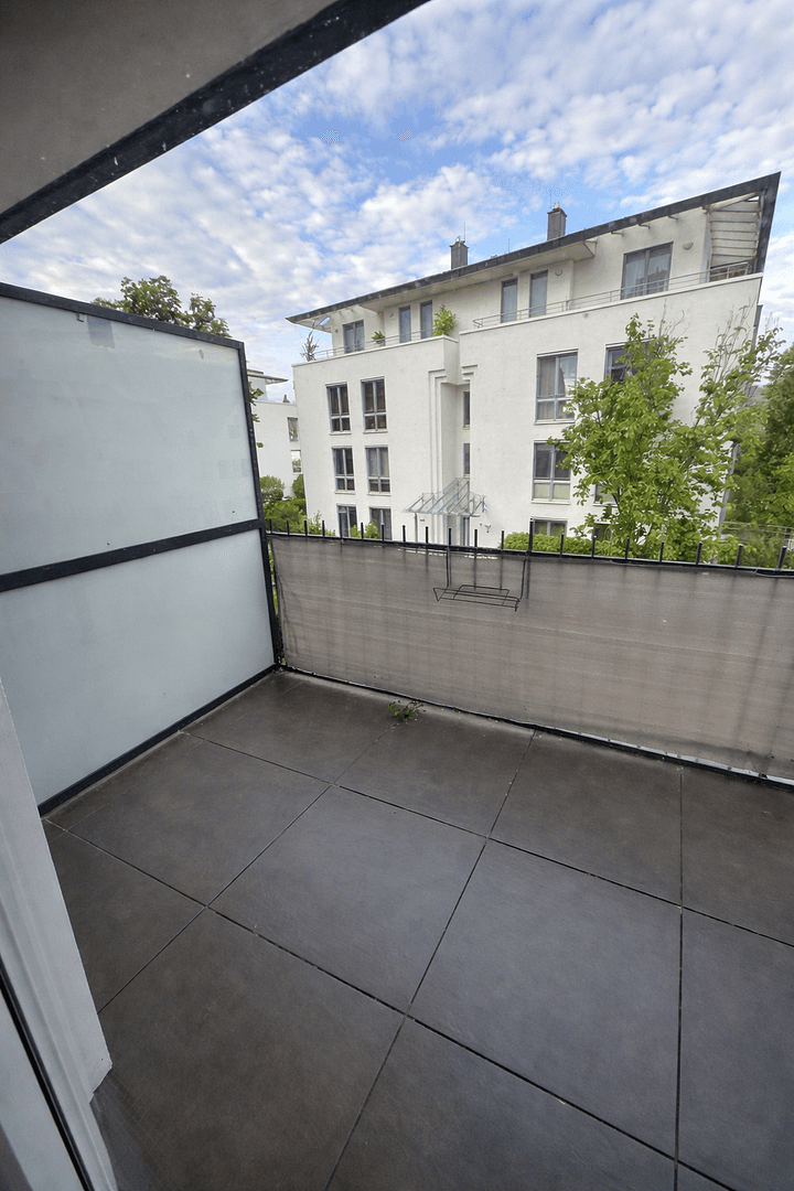 Pronájem bytu 3+1 63 m², Bonn, Severní Porýní-Vestfálsko Pronájem bytu 3+1 63 m², Bonn, Severní Porýní-Vestfálsko