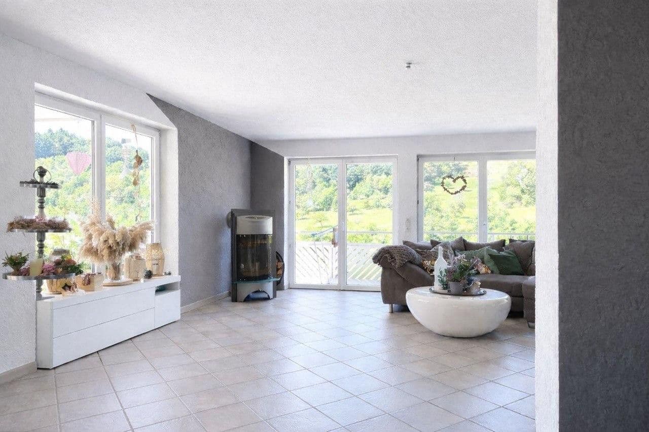 Prodej bytu 4+1 124 m², Rechbergstrasse 37, Lörrach, Bádensko-Württembersko Prodej bytu 4+1 124 m², Rechbergstrasse 37, Lörrach, Bádensko-Württembersko