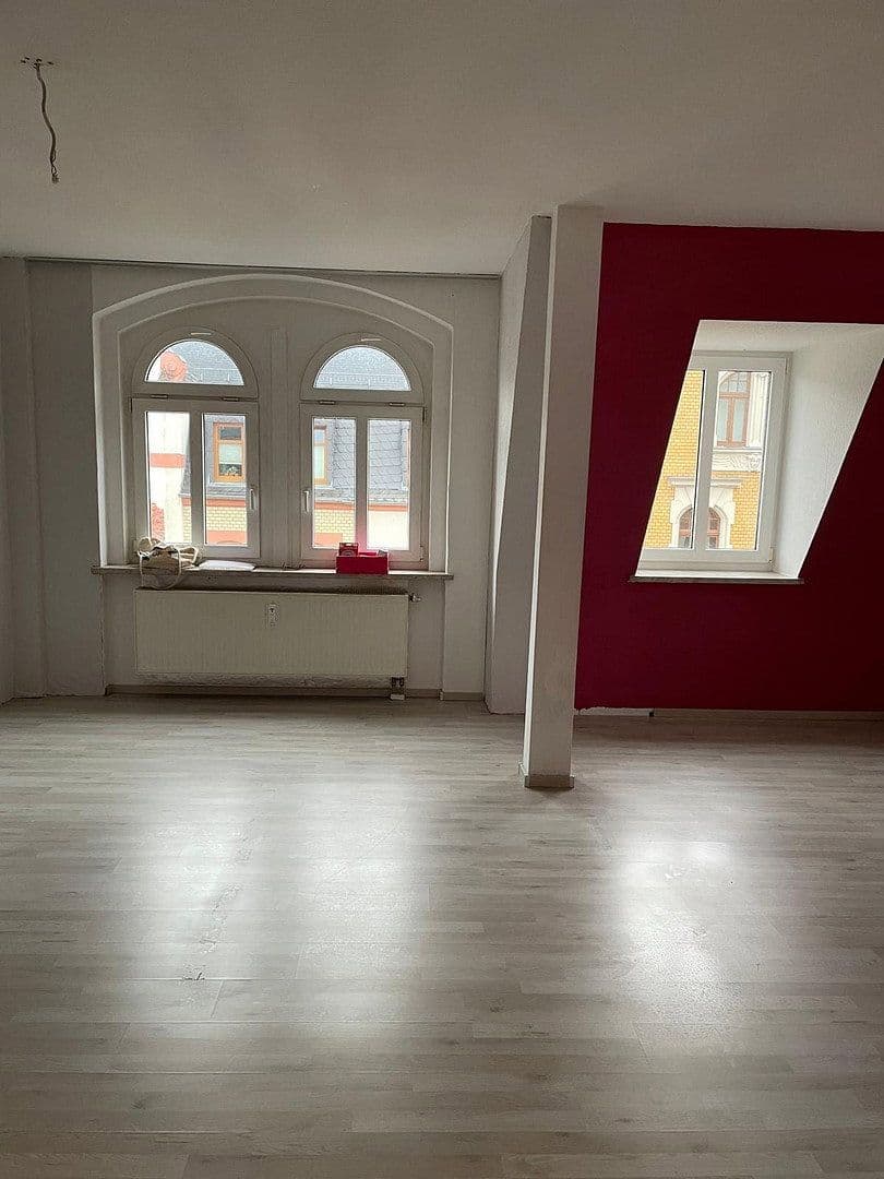 Pronájem bytu 3+1 77 m², Plauen, Sasko Pronájem bytu 3+1 77 m², Plauen, Sasko