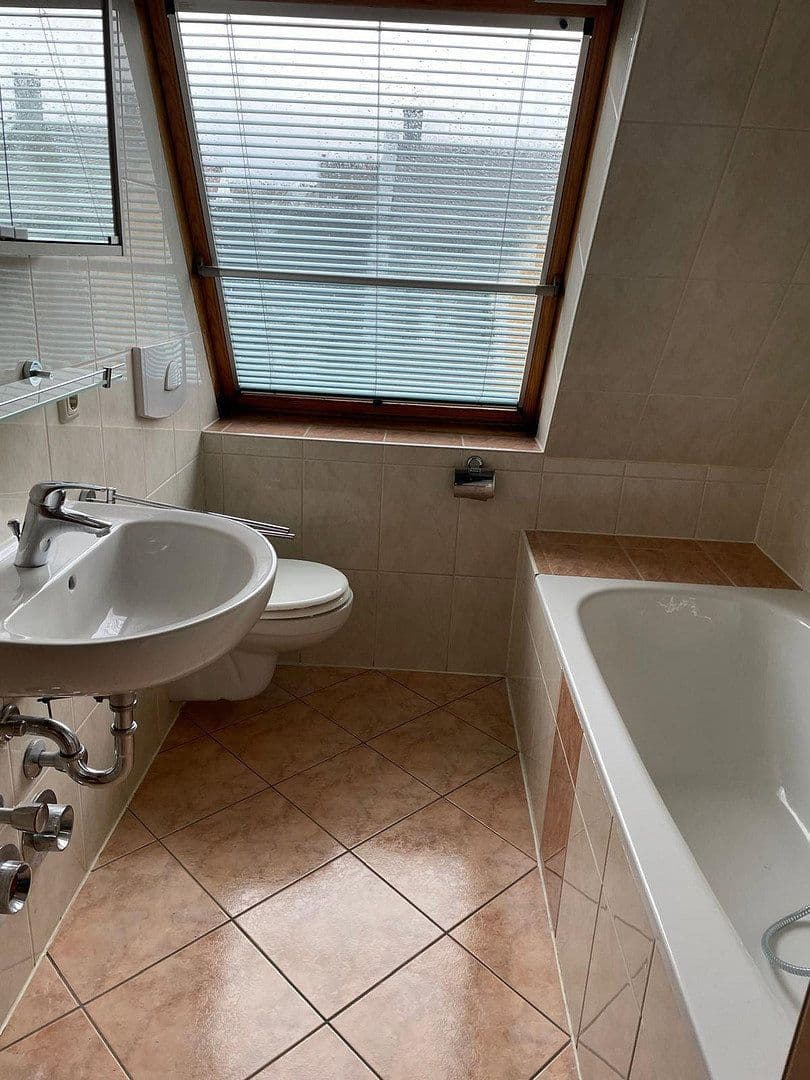 Pronájem bytu 3+1 77 m², Plauen, Sasko Pronájem bytu 3+1 77 m², Plauen, Sasko