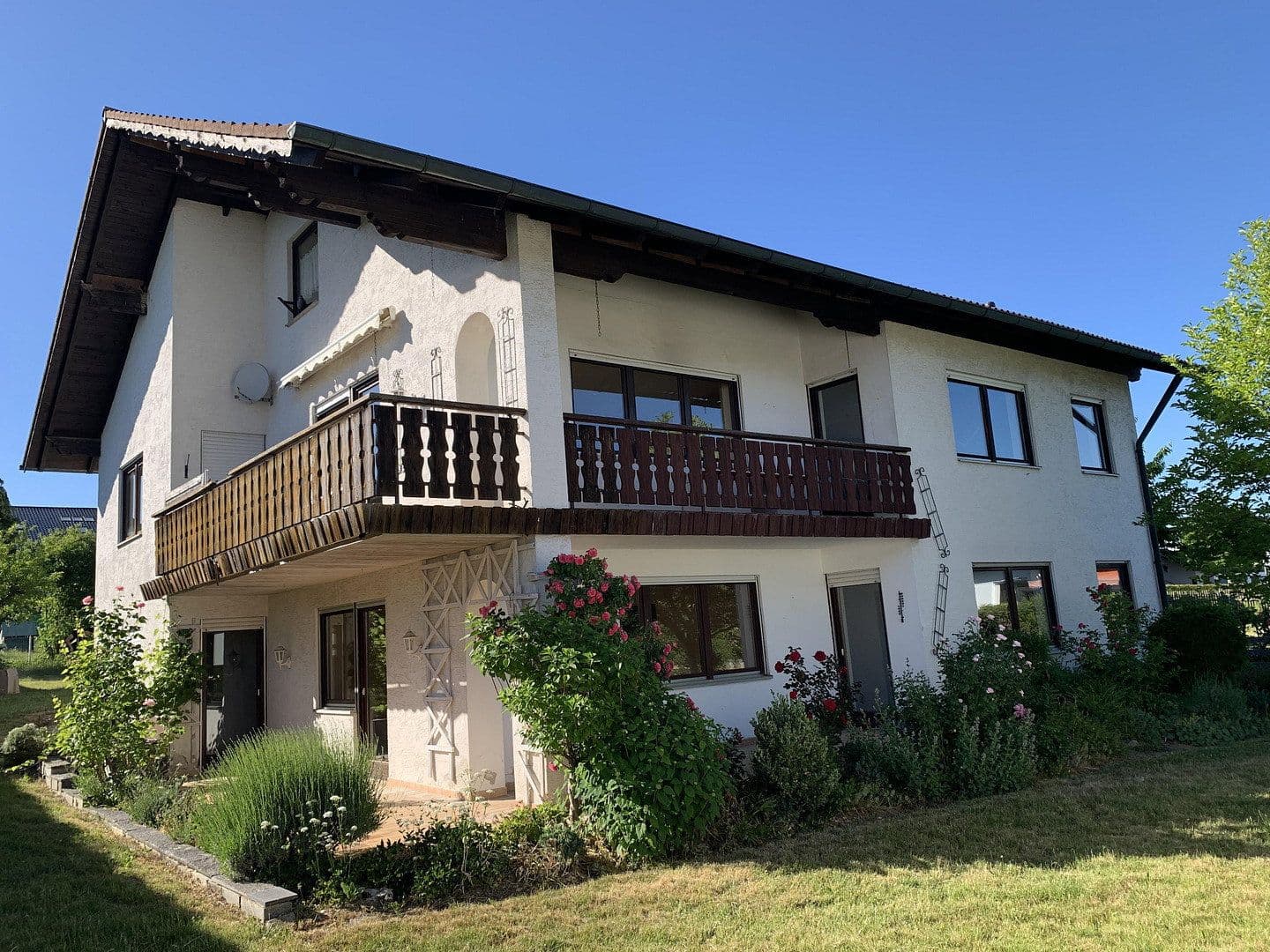 Prodej domu 210 m², pozemek 906 m², Bad Birnbach, Bavorsko Prodej domu 210 m², pozemek 906 m², Bad Birnbach, Bavorsko
