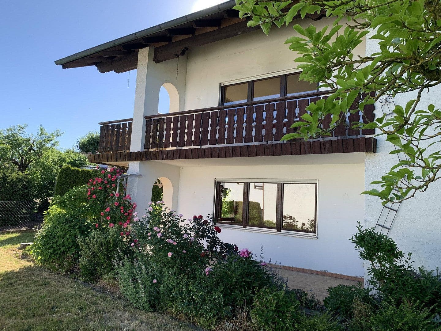 Prodej domu 210 m², pozemek 906 m², Bad Birnbach, Bavorsko Prodej domu 210 m², pozemek 906 m², Bad Birnbach, Bavorsko