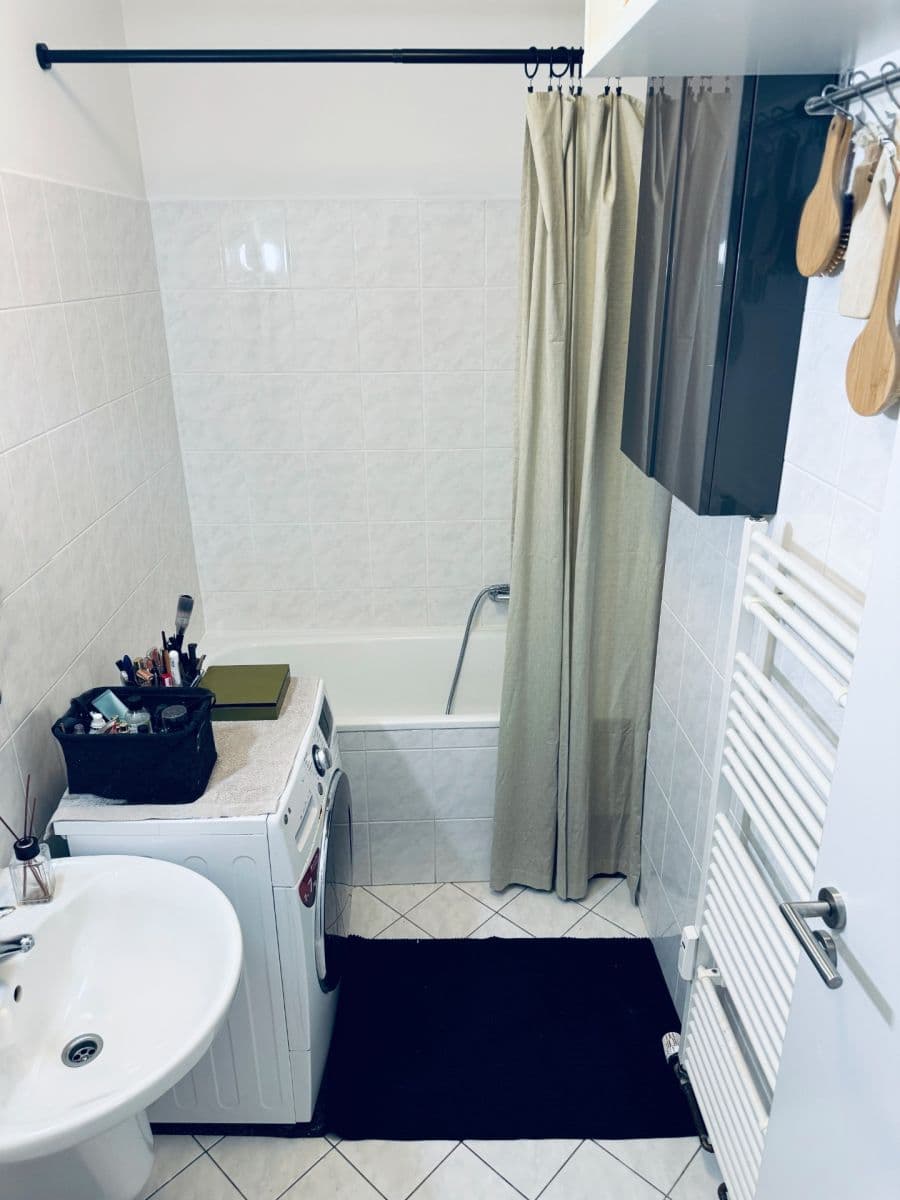 Prodej bytu 3+kk 66 m², Žiželická, Praha, Praha Prodej bytu 3+kk 66 m², Žiželická, Praha, Praha