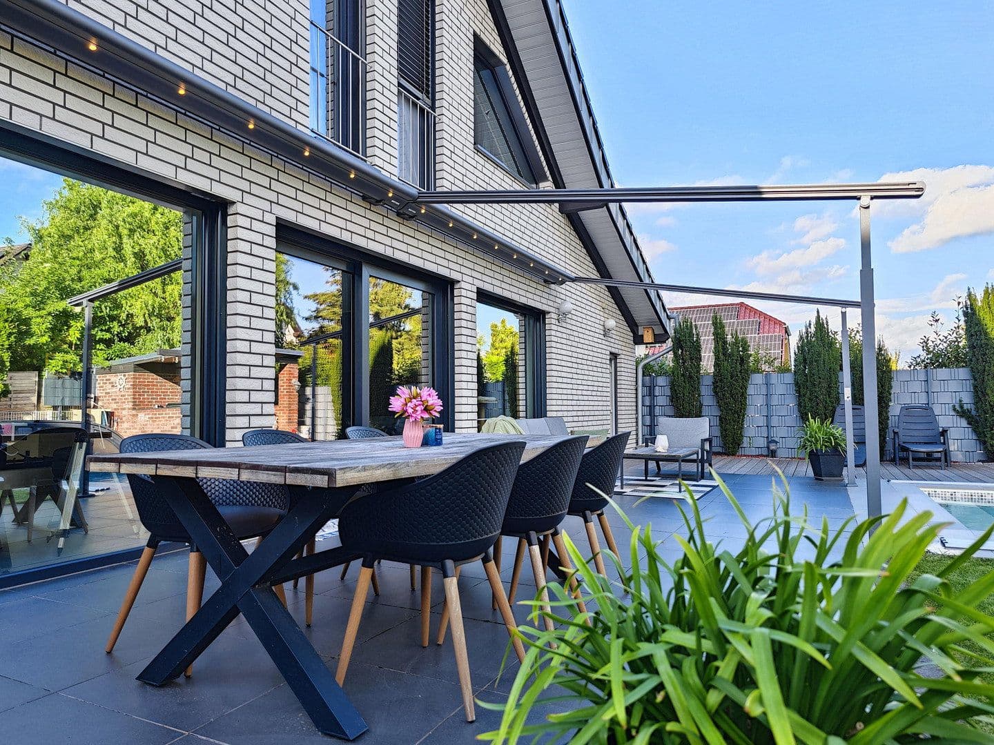 Prodej domu 163 m², pozemek 522 m², Rheinbach, Severní Porýní-Vestfálsko Prodej domu 163 m², pozemek 522 m², Rheinbach, Severní Porýní-Vestfálsko