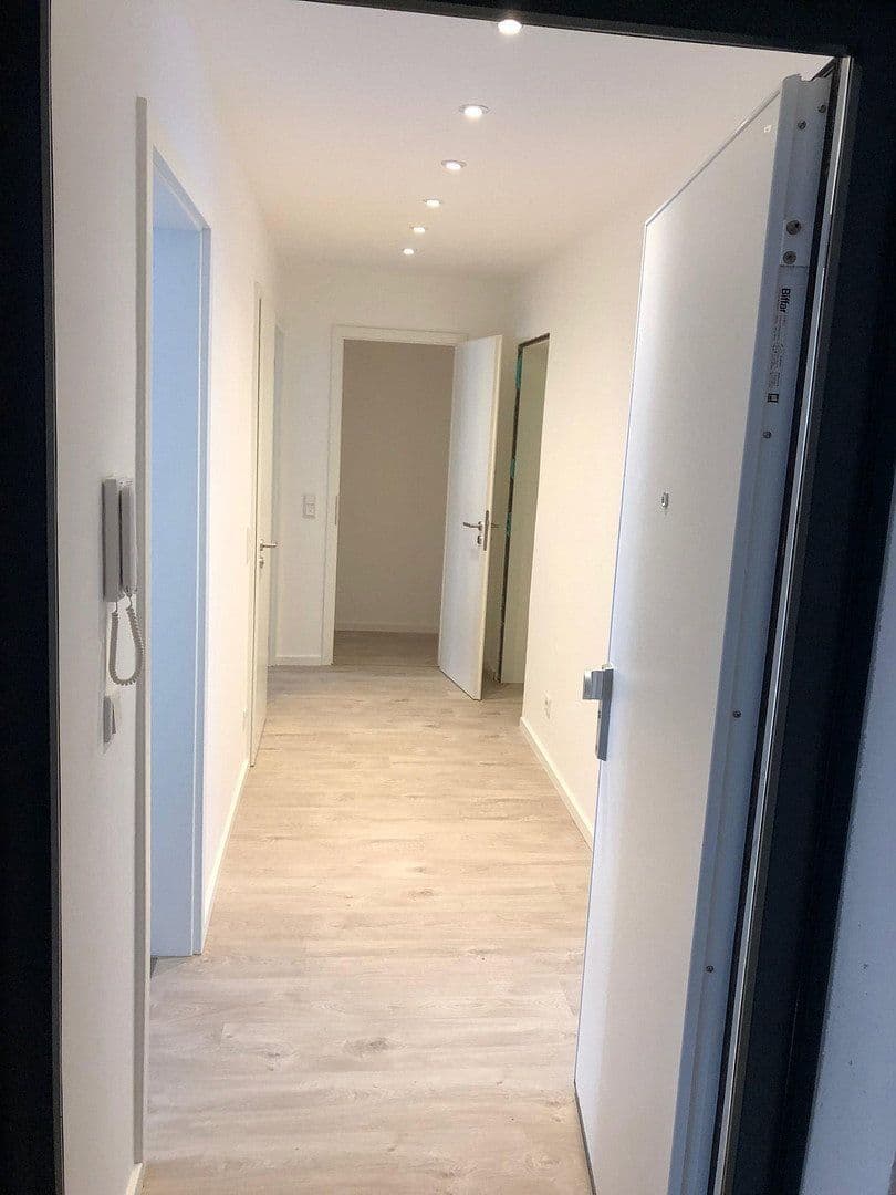 Prodej bytu 3+1 80 m², Prinzregentenstr. 154, München, Bavorsko Prodej bytu 3+1 80 m², Prinzregentenstr. 154, München, Bavorsko