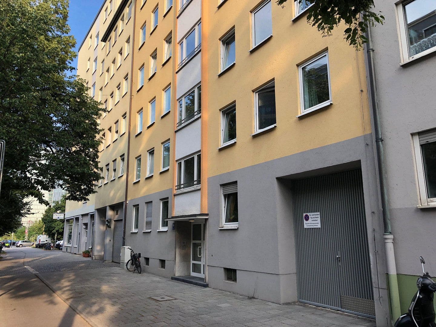 Prodej bytu 3+1 80 m², Prinzregentenstr. 154, München, Bavorsko Prodej bytu 3+1 80 m², Prinzregentenstr. 154, München, Bavorsko