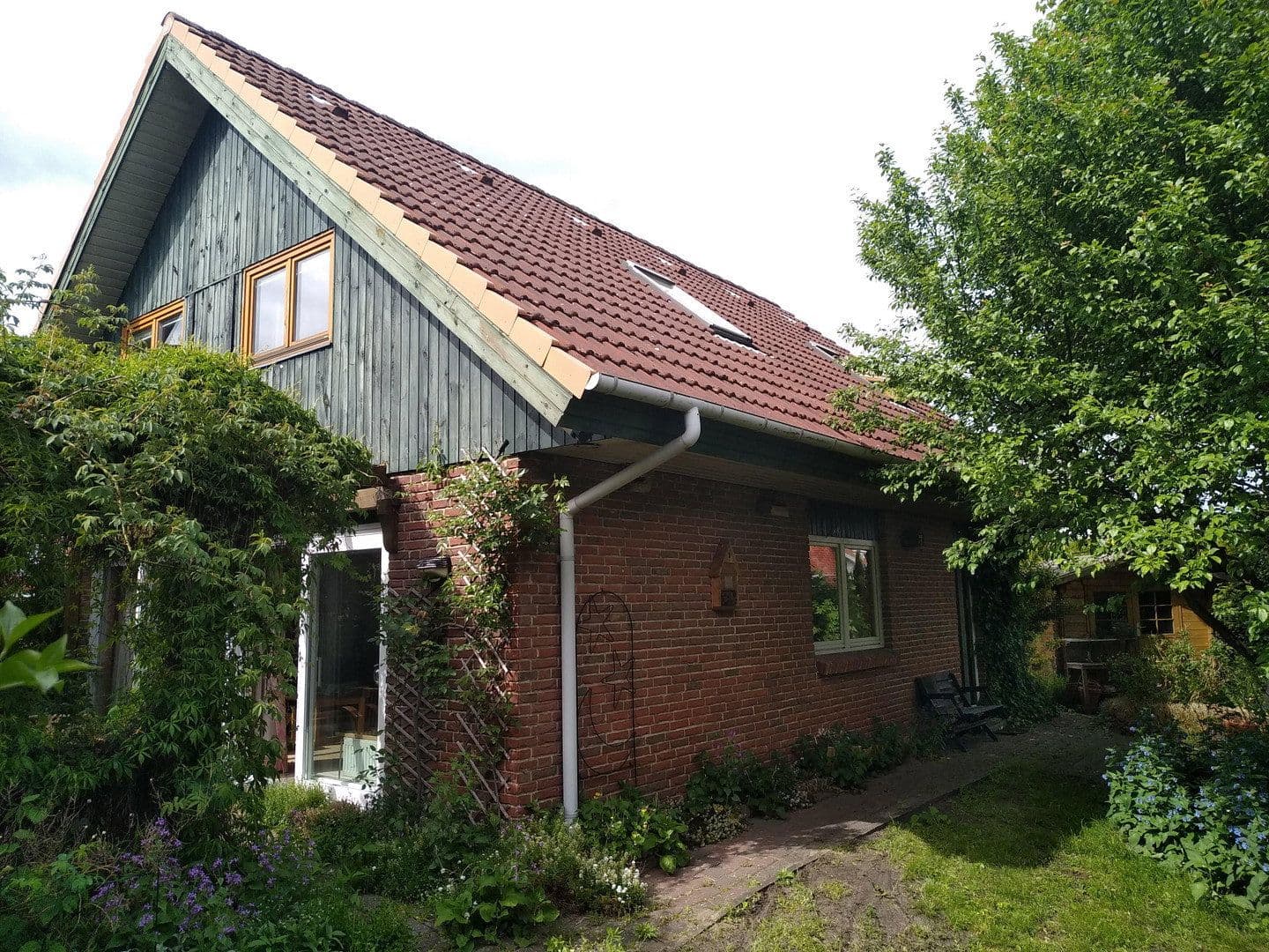 Prodej domu 115 m², pozemek 652 m², Neu Wulmstorf, Dolní Sasko Prodej domu 115 m², pozemek 652 m², Neu Wulmstorf, Dolní Sasko