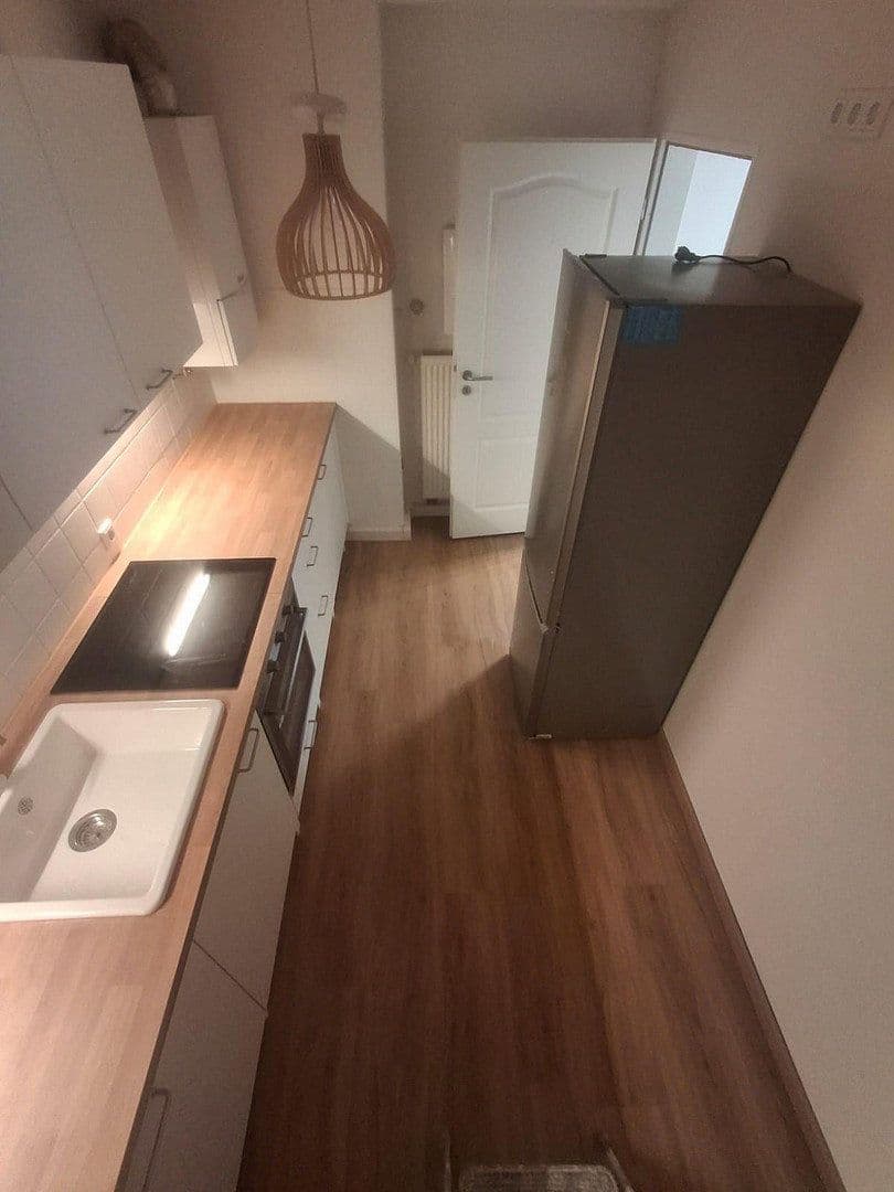 Pronájem bytu 15 m², Rollnerstraße 40, Nürnberg, Bavorsko Pronájem bytu 15 m², Rollnerstraße 40, Nürnberg, Bavorsko