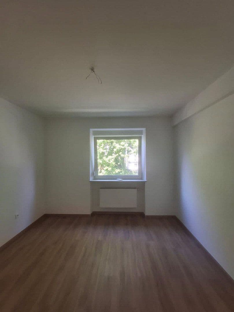 Pronájem bytu 15 m², Rollnerstraße 40, Nürnberg, Bavorsko Pronájem bytu 15 m², Rollnerstraße 40, Nürnberg, Bavorsko