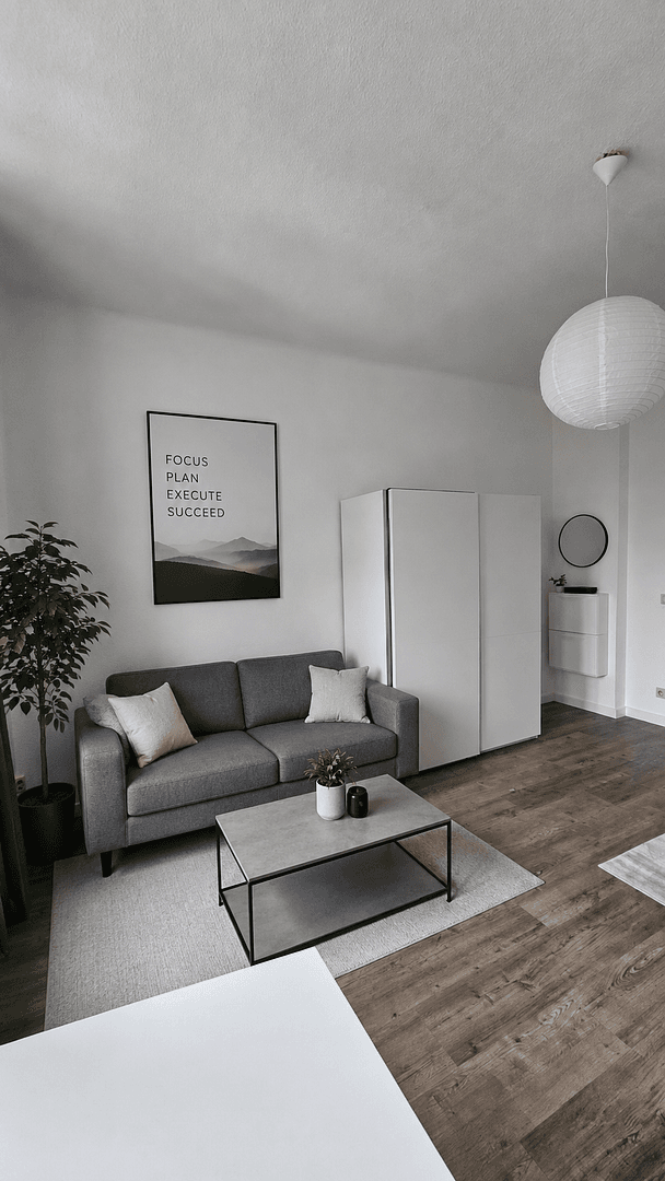 Pronájem bytu 3+1 24 m², Gützkower Straße 1, Greifswald, Mecklenburg-Vorpommern Pronájem bytu 3+1 24 m², Gützkower Straße 1, Greifswald, Mecklenburg-Vorpommern
