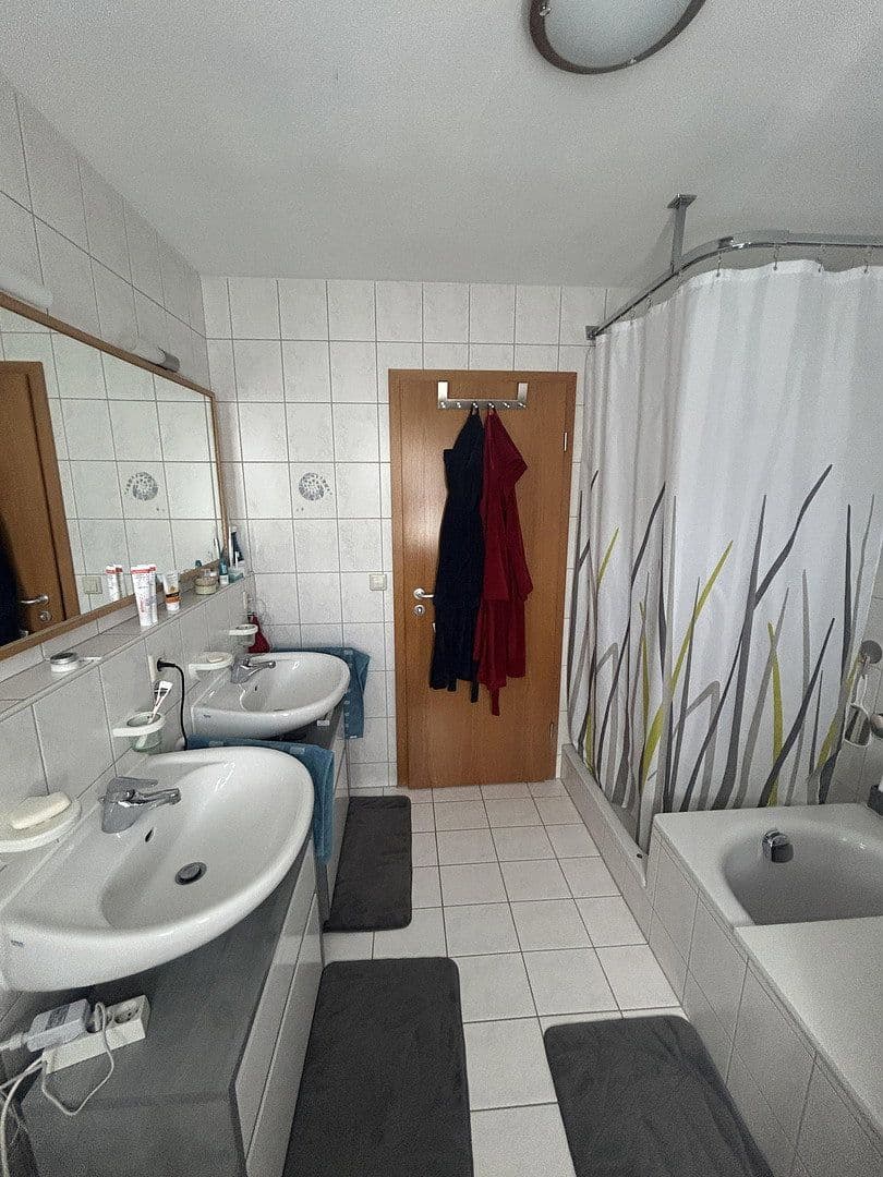 Prodej domu 134 m², pozemek 184 m², Bad Wurzach, Bádensko-Württembersko Prodej domu 134 m², pozemek 184 m², Bad Wurzach, Bádensko-Württembersko