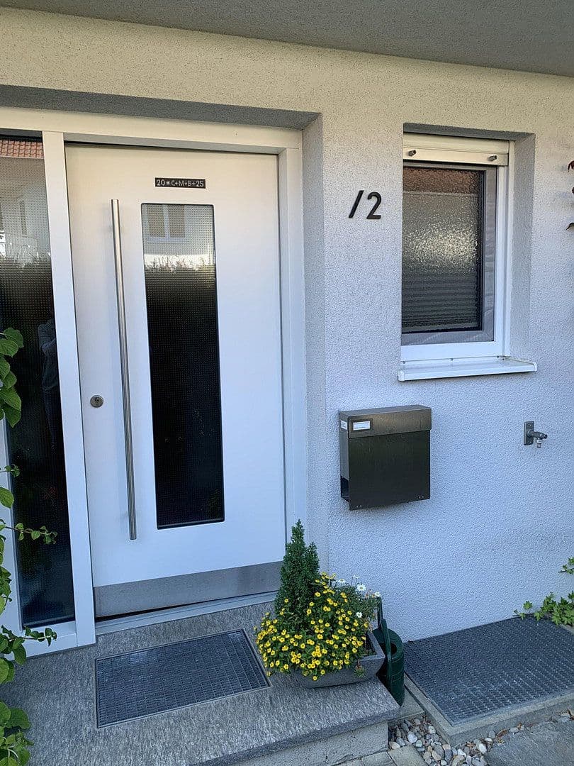 Prodej domu 134 m², pozemek 184 m², Bad Wurzach, Bádensko-Württembersko Prodej domu 134 m², pozemek 184 m², Bad Wurzach, Bádensko-Württembersko