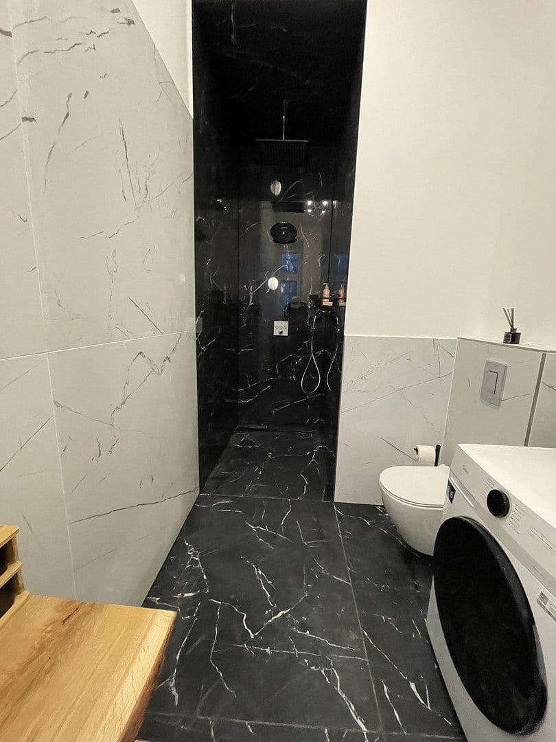 Pronájem bytu 2+1 45 m², Berlin, Berlín Pronájem bytu 2+1 45 m², Berlin, Berlín
