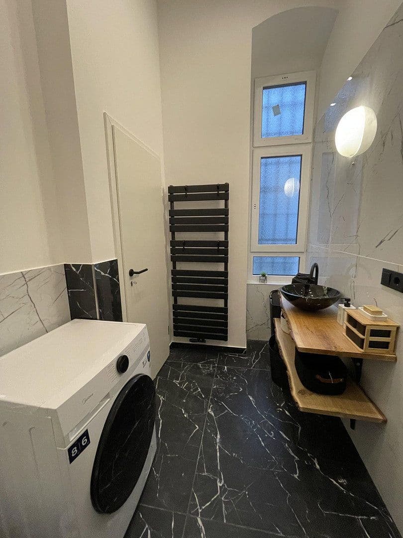 Pronájem bytu 2+1 45 m², Berlin, Berlín Pronájem bytu 2+1 45 m², Berlin, Berlín