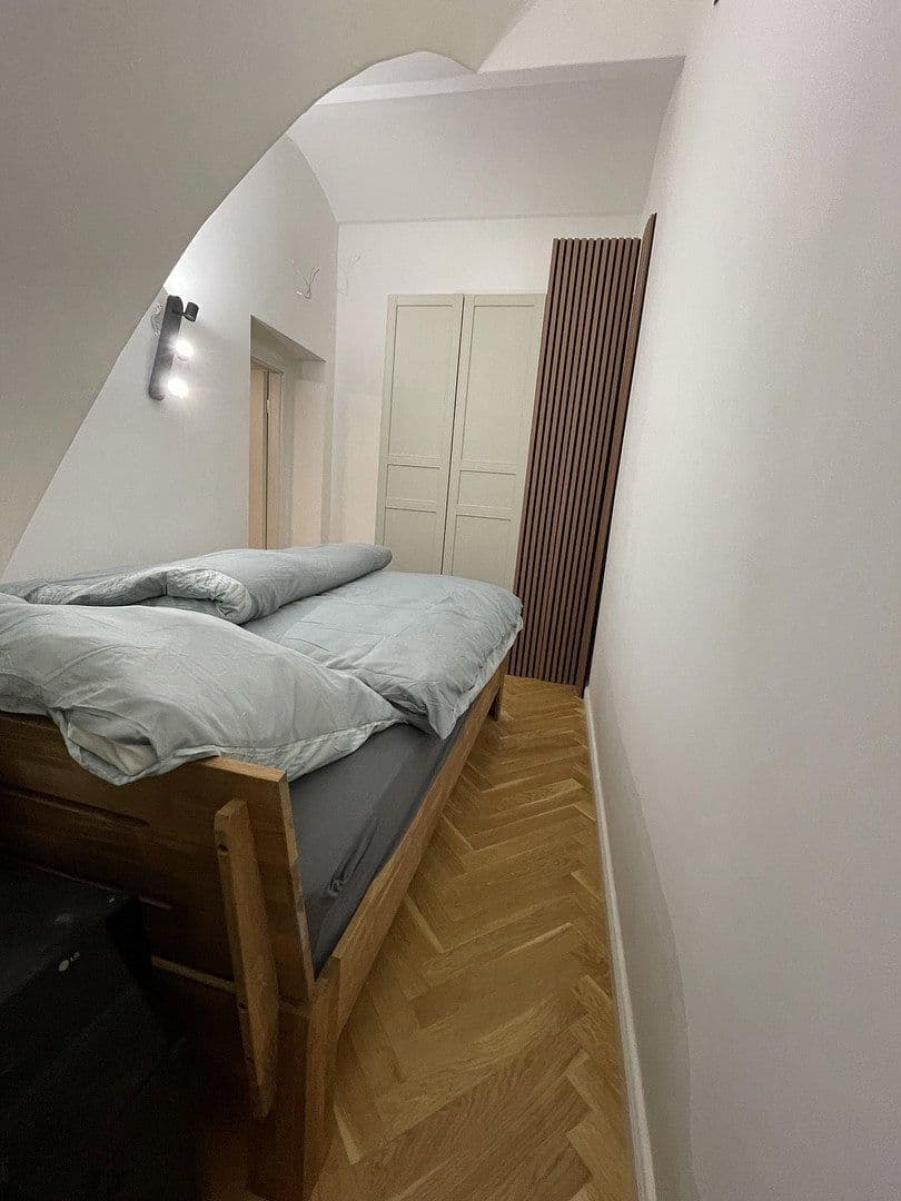Pronájem bytu 2+1 45 m², Berlin, Berlín Pronájem bytu 2+1 45 m², Berlin, Berlín