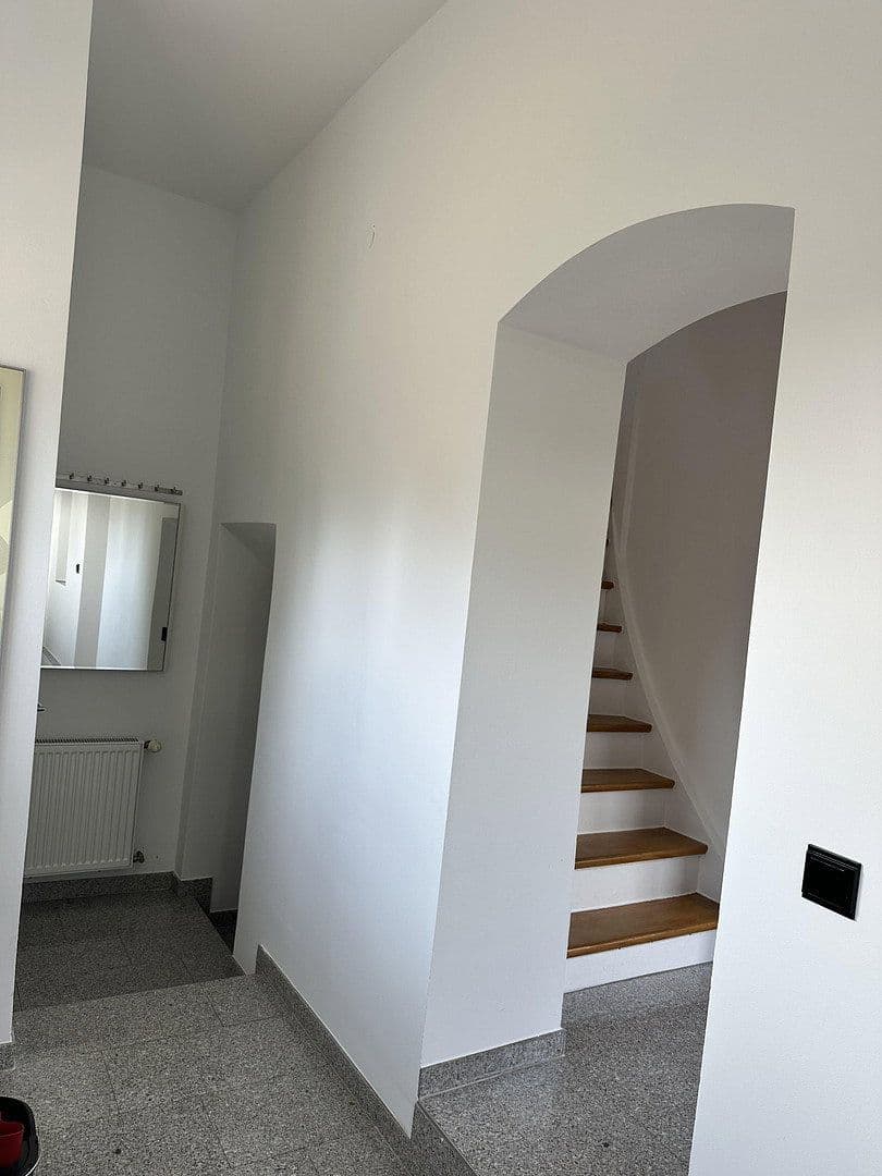 Pronájem domu 100 m², pozemek 600 m², Wetter (Ruhr), Severní Porýní-Vestfálsko Pronájem domu 100 m², pozemek 600 m², Wetter (Ruhr), Severní Porýní-Vestfálsko