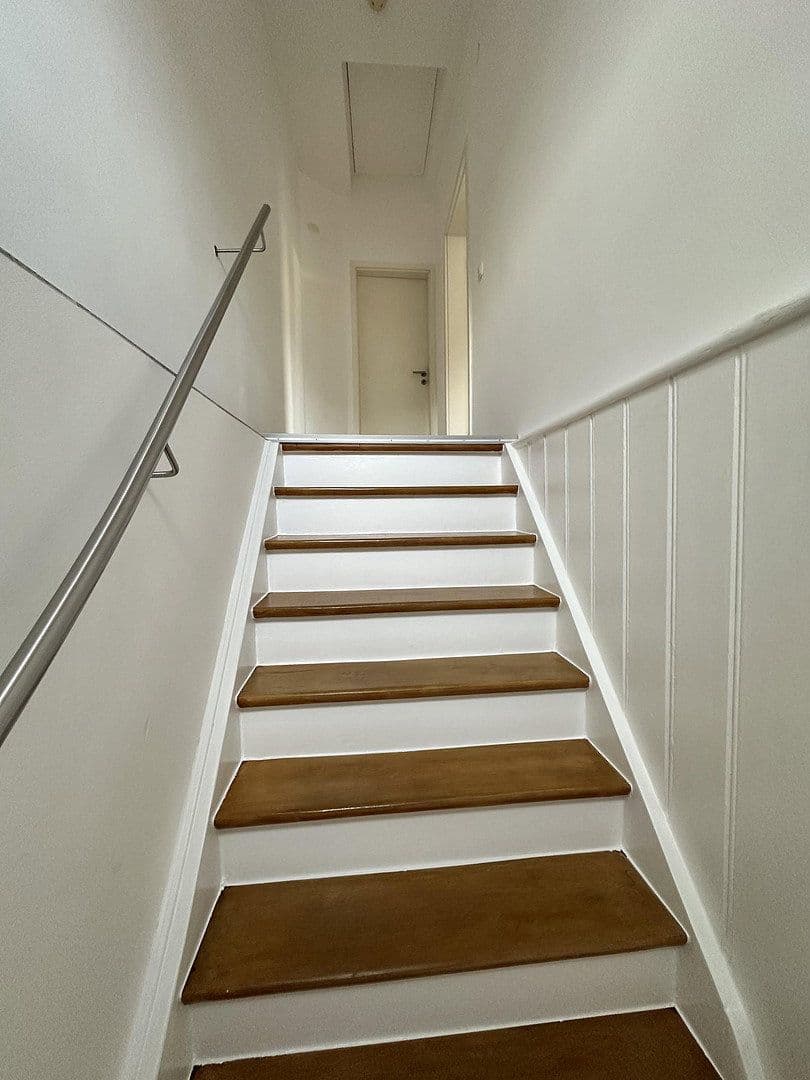 Pronájem domu 100 m², pozemek 600 m², Wetter (Ruhr), Severní Porýní-Vestfálsko Pronájem domu 100 m², pozemek 600 m², Wetter (Ruhr), Severní Porýní-Vestfálsko