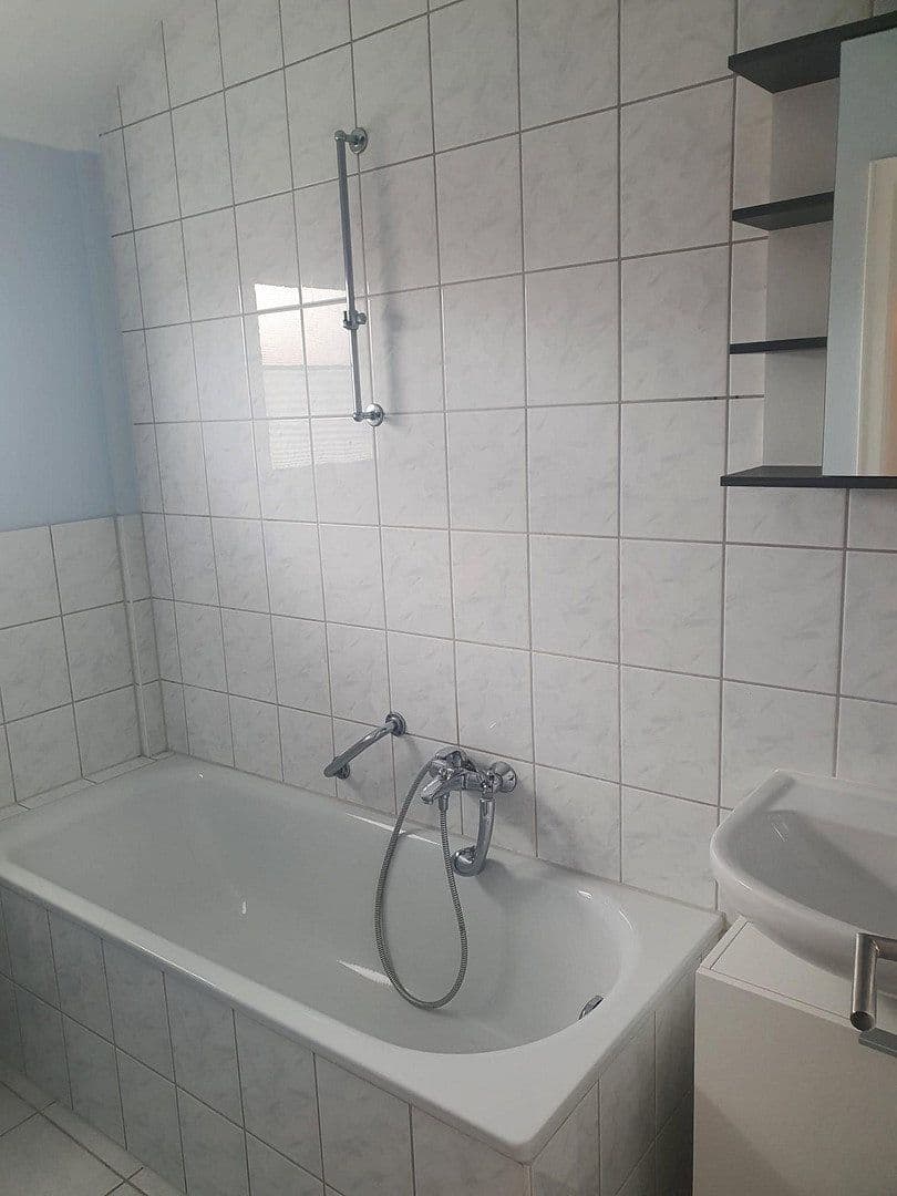 Pronájem bytu 2+1 63 m², Bad Herrenalb, Bádensko-Württembersko Pronájem bytu 2+1 63 m², Bad Herrenalb, Bádensko-Württembersko