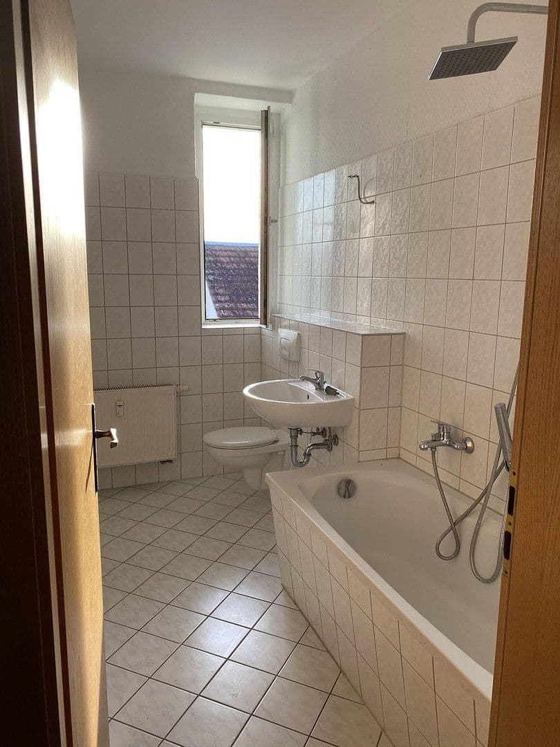 Pronájem bytu 1+1 49 m², Thümmelstr.23, Starohrad, Durynsko Pronájem bytu 1+1 49 m², Thümmelstr.23, Starohrad, Durynsko
