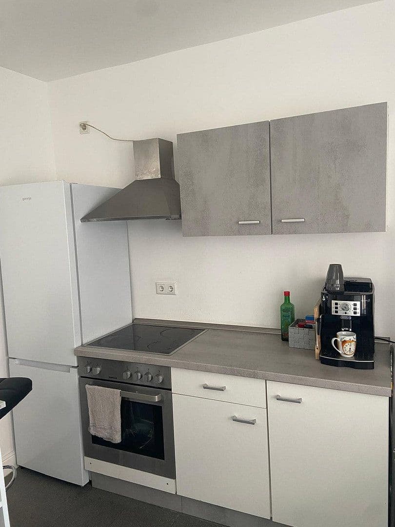 Pronájem bytu 2+1 65 m², Derendorfer Straße 14, Düsseldorf, Severní Porýní-Vestfálsko Pronájem bytu 2+1 65 m², Derendorfer Straße 14, Düsseldorf, Severní Porýní-Vestfálsko