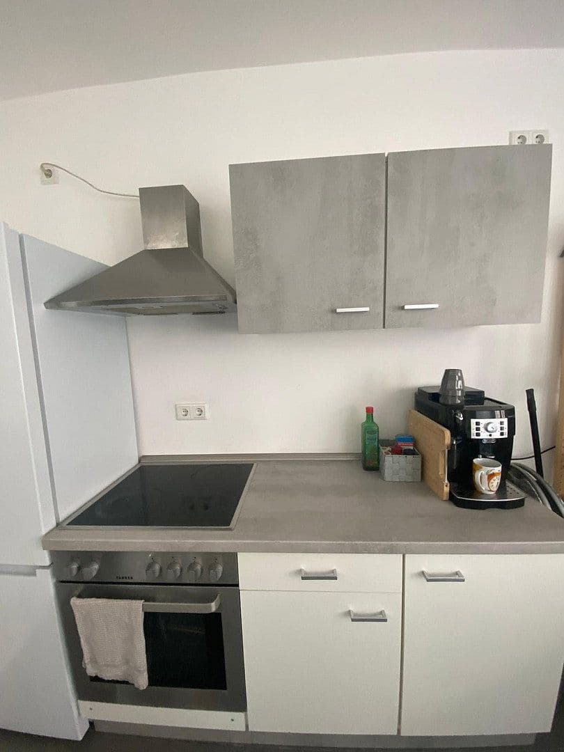 Pronájem bytu 2+1 65 m², Derendorfer Straße 14, Düsseldorf, Severní Porýní-Vestfálsko Pronájem bytu 2+1 65 m², Derendorfer Straße 14, Düsseldorf, Severní Porýní-Vestfálsko