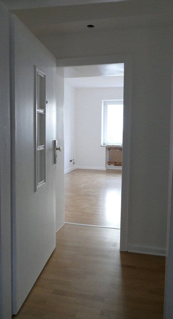 Pronájem bytu 2+1 65 m², Derendorfer Straße 14, Düsseldorf, Severní Porýní-Vestfálsko Pronájem bytu 2+1 65 m², Derendorfer Straße 14, Düsseldorf, Severní Porýní-Vestfálsko