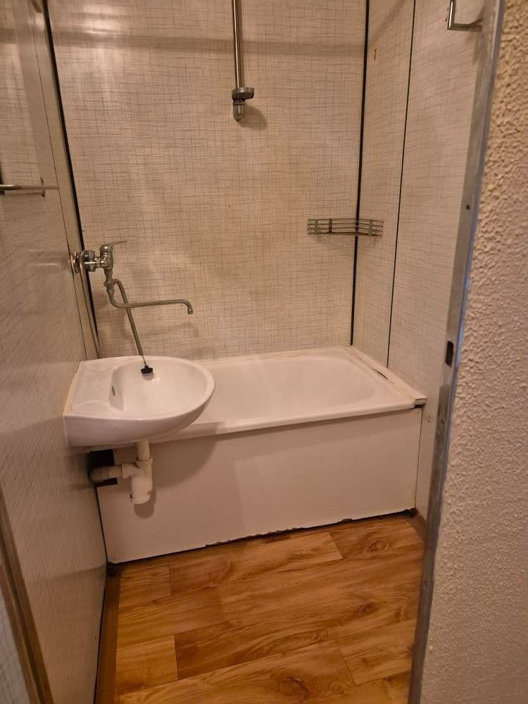 Pronájem bytu 1+kk 34 m², Květinová, Orlová, Moravskoslezský kraj Pronájem bytu 1+kk 34 m², Květinová, Orlová, Moravskoslezský kraj