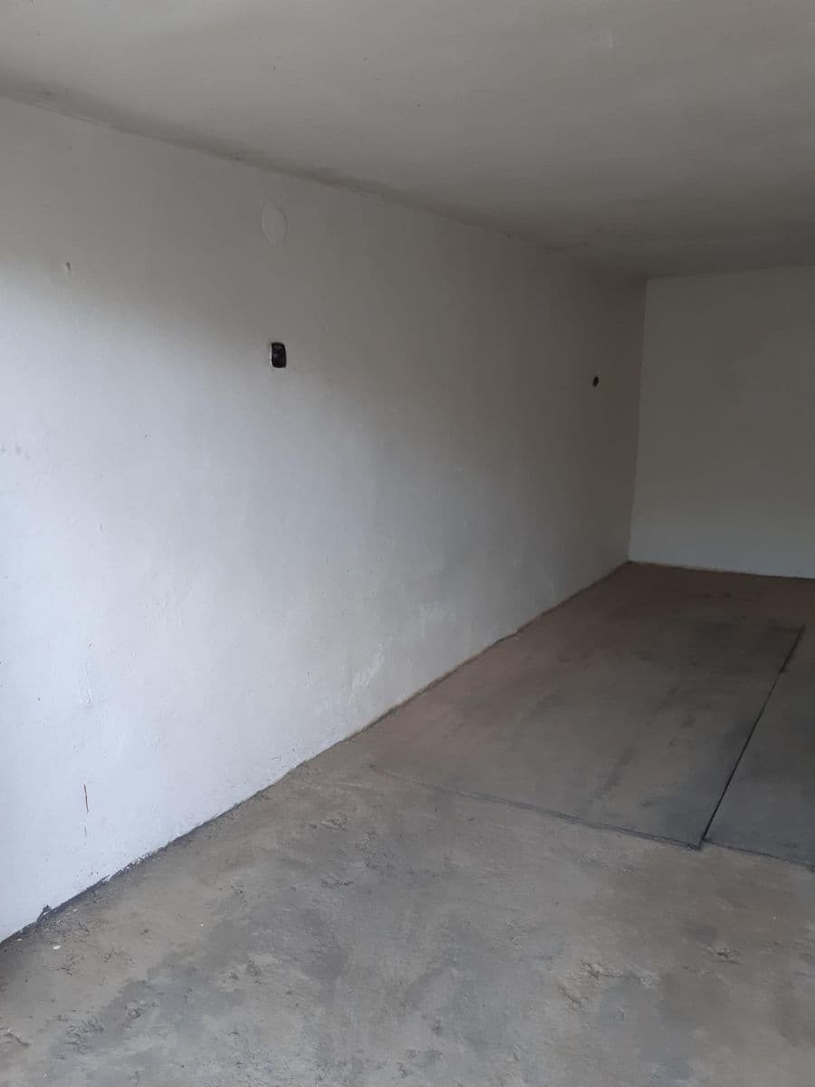 Prodej garáže 21 m², Třinec, Moravskoslezský kraj Prodej garáže 21 m², Třinec, Moravskoslezský kraj