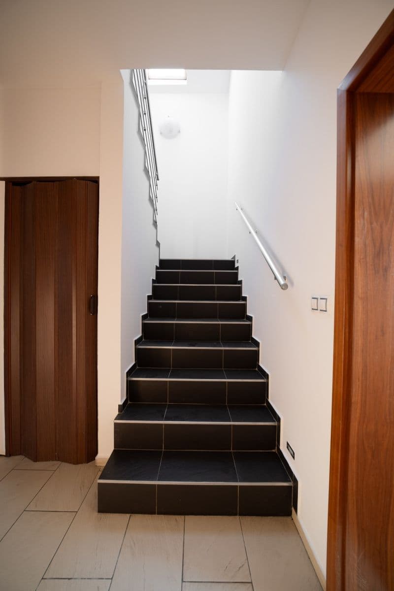Prodej domu 176 m², pozemek 580 m², Dolní Lukavice, Plzeňský kraj Prodej domu 176 m², pozemek 580 m², Dolní Lukavice, Plzeňský kraj