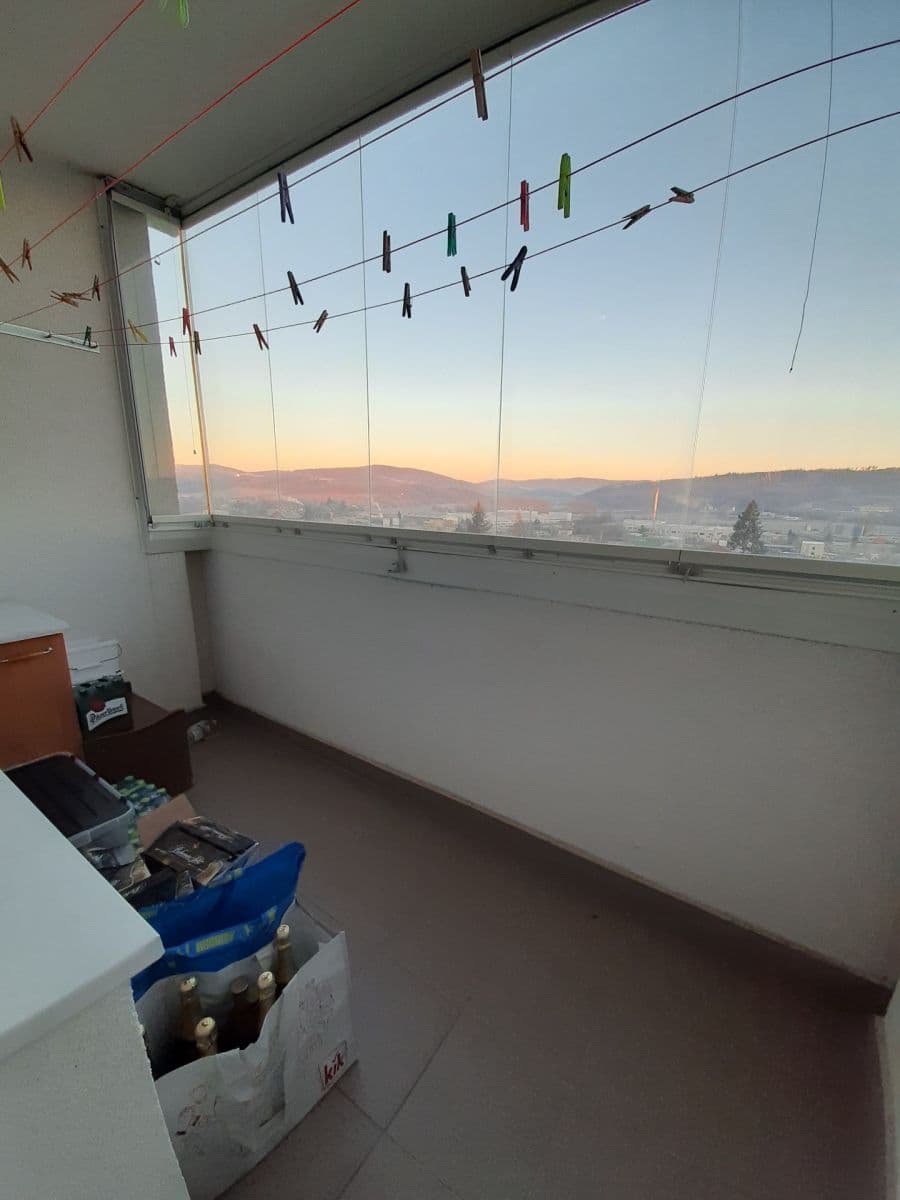 Pronájem bytu 1+1 37 m², Pod Hůrkou, Klatovy, Plzeňský kraj Pronájem bytu 1+1 37 m², Pod Hůrkou, Klatovy, Plzeňský kraj