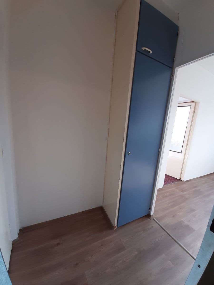 Pronájem bytu 1+1 37 m², Pod Hůrkou, Klatovy, Plzeňský kraj Pronájem bytu 1+1 37 m², Pod Hůrkou, Klatovy, Plzeňský kraj