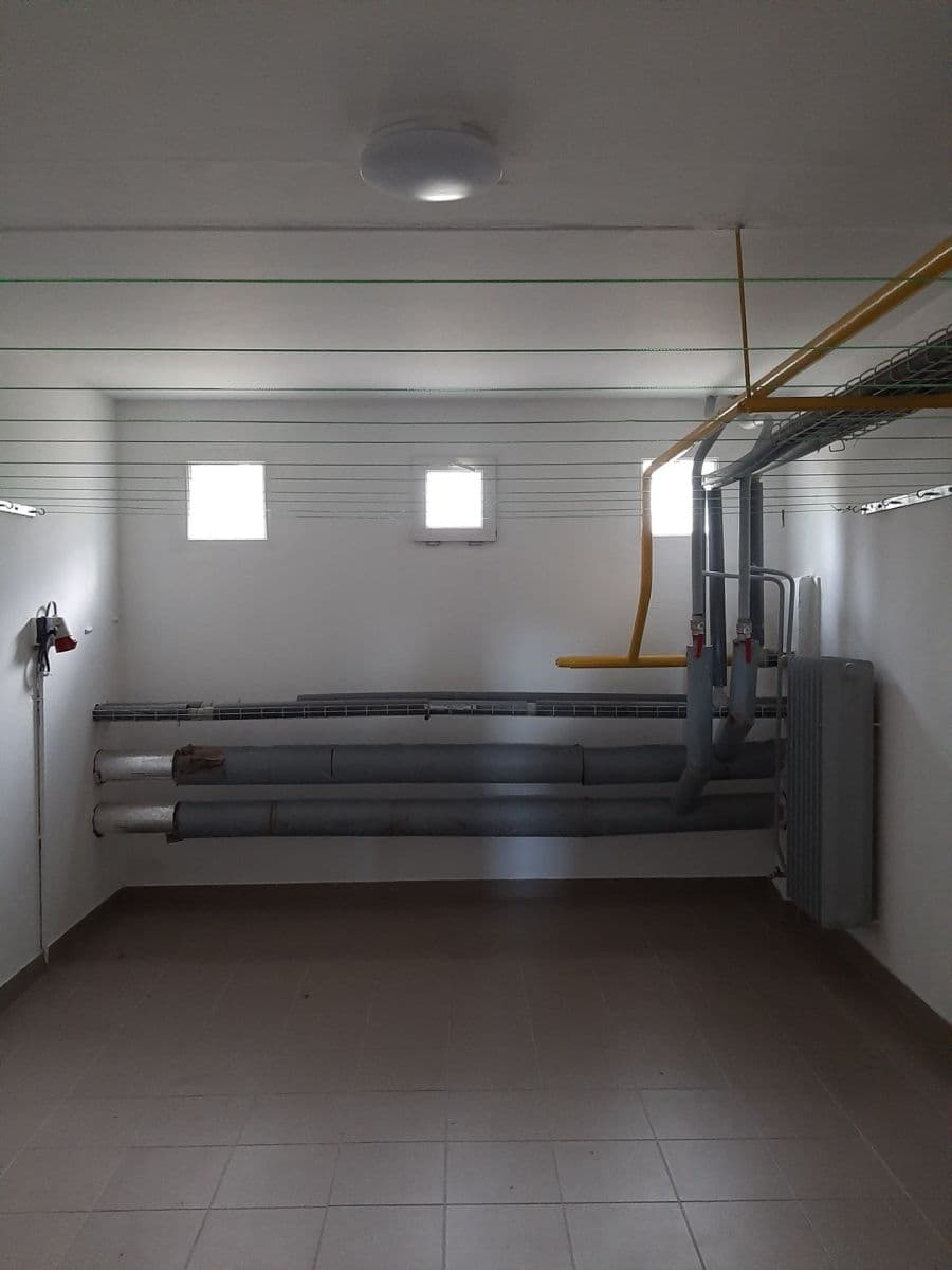 Pronájem bytu 1+1 37 m², Pod Hůrkou, Klatovy, Plzeňský kraj Pronájem bytu 1+1 37 m², Pod Hůrkou, Klatovy, Plzeňský kraj